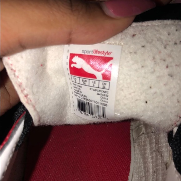 Puma - Picture 3 of 3